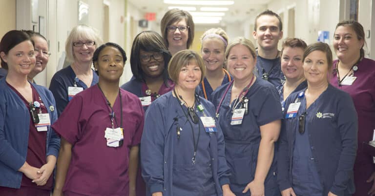 Healthcare professionals illustrating healthcare wage trends Missouri and Kansas entering 2026